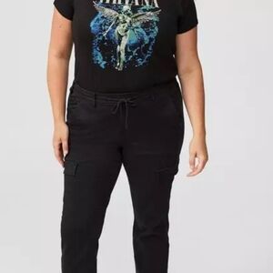 Black Women's Straight Leg Cargo Pants